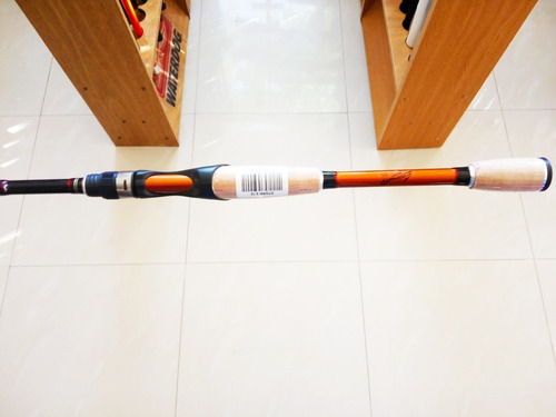 Caña Colony Pro Storm 2,10 Mts 2 Tramos Grafito Baicast