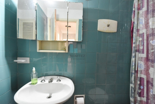 A Metros De Los Dedos Y Próximo A Gorlero. Apartamento De 1 Dormitorio.- Ref: 8636