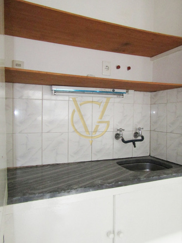 Imagen 4 de 8 de Monoambiente - Cordón