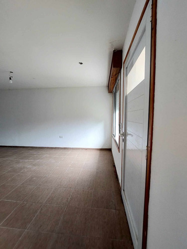 Oportunidad - 2 Duplex Cercano A La Playa - Santa Clara