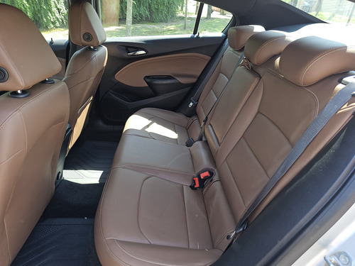 Chevrolet Cruze 1.4 Premier At Sedan
