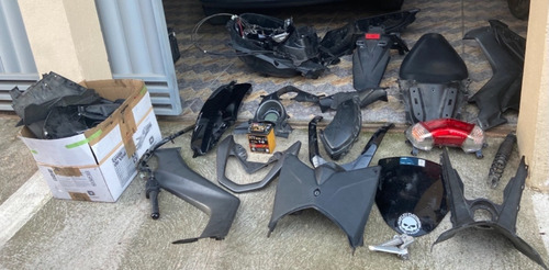 Imagem 2 de 2 de Yamaha Nmax 160 Peças