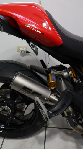 Monster 1200s Stripe