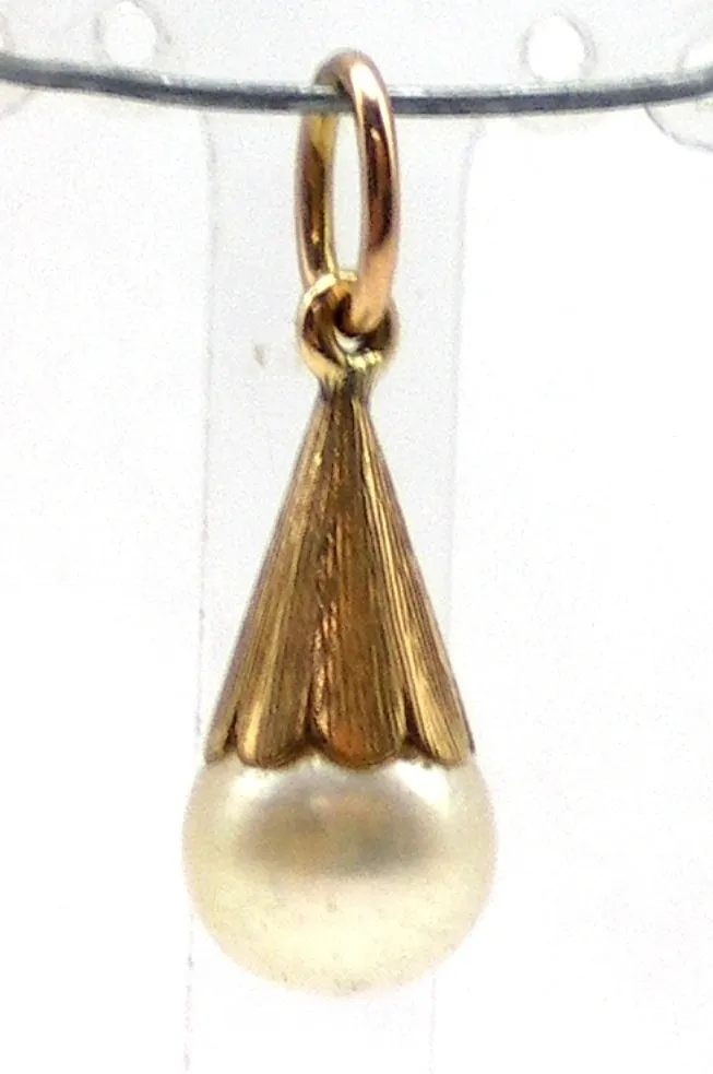 Dije De Oro 18 Kt Y Perla Natural