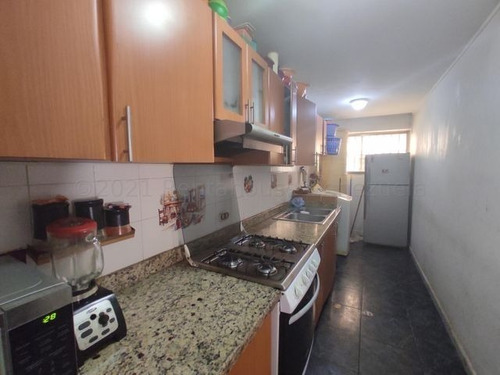 Imagen 8 de 10 de Apartamento En Venta En Turmero Piso Bajo Db 23-6377
