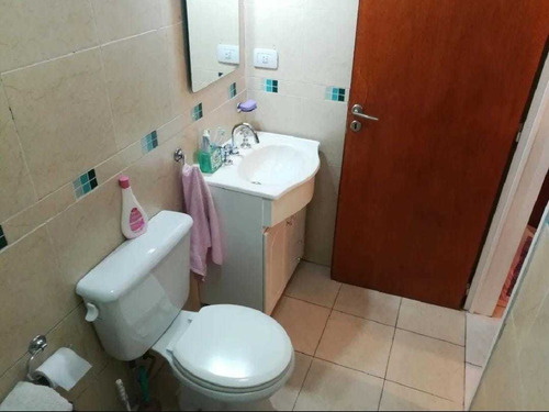 Excelente Departamento De Dos Amb. Con Cochera