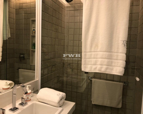 Imagem 7 de 30 de Casa No Condomínio Do Frade Ao Lado Do Canal, Praia Em Frente, Piscina Aquecida, Sala De Ginática, Vaga No Píer Para Embarcação Até 60 Pés. - 2042006663 - 33708895