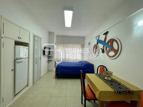 Imagen 8 de 30 de Tour Virtual - Departamento En Venta 1 Ambiente A La Calle - Plaza Colón Mar Del Plata