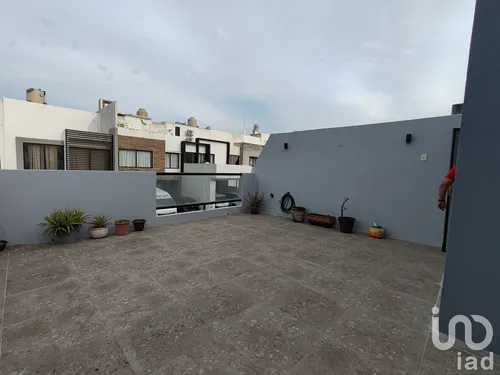Renta Casa 3 Ambientes Álika