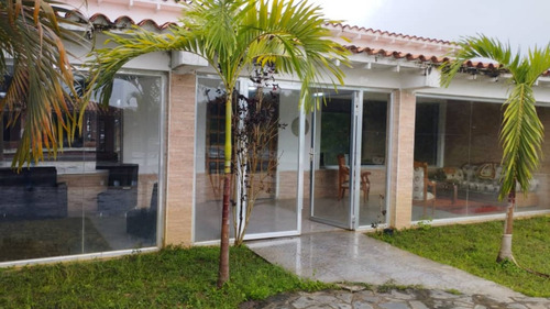 Vera Casa Inmobiliaria Vende Finca O Hacienda En Tocuyito L/firma Ep-2