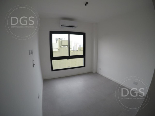 Imagen 21 de 25 de Amplio Departamento 4 Ambientes Con Cochera - Banfield Este