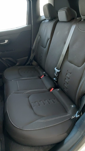 Imagen 21 de 24 de Jeep Renegade 2023