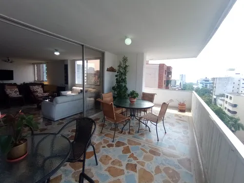 Vendo Amplio Apartamento Al Norte De Cali Barrio Centenario