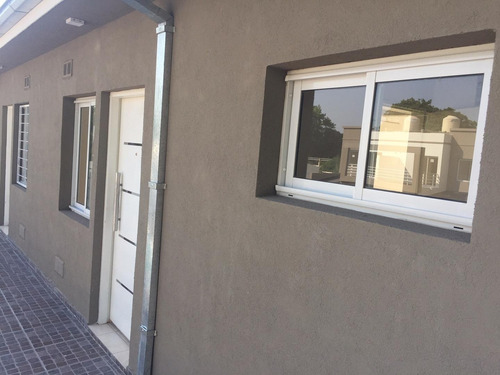 Imagen 3 de 24 de En Venta. Departamento Planta Alta Con Cochera San Miguel