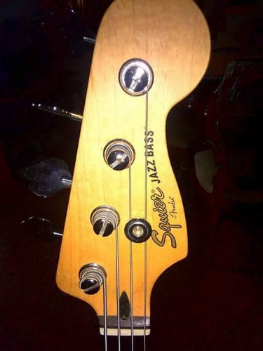 Bajo Squier Vintage Modified, Mics Emg Ser J. Remato