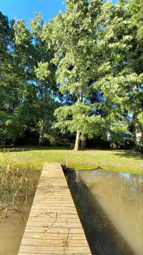 Casa En El Delta De Tigre Sobre El Arroyo Gutierrez