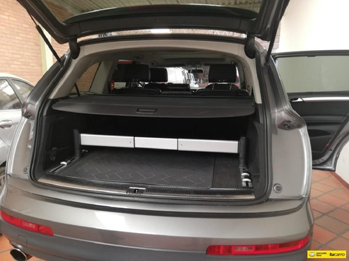Audi Q7 1
