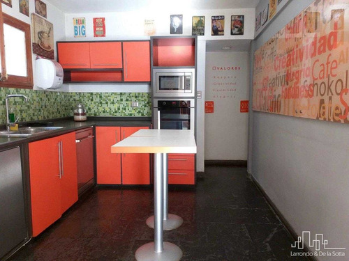 Espectacular Oficina Casa Antigua 8p / 5b - Plaza Las Lilas
