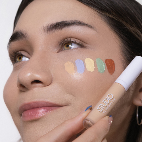 Corrector Liquido Hidratante Studio Adara Cosmetics Tono 03 Light Fawn