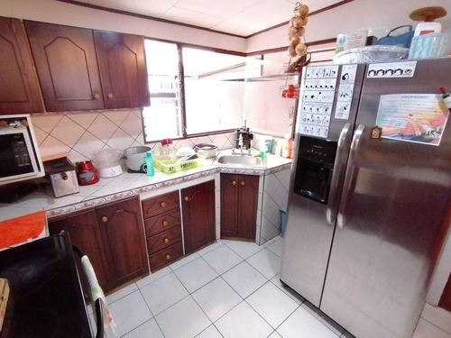 Imagen 4 de 13 de Venta Casa Grande 5 Habitaciones, 3 Baños,doble Uso De Suelo