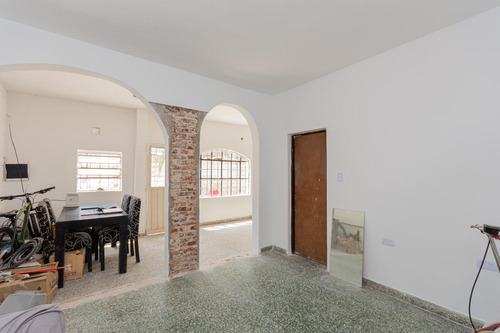 Ph En Venta 2 Ambientes Con Patio Y Terraza Boulogne