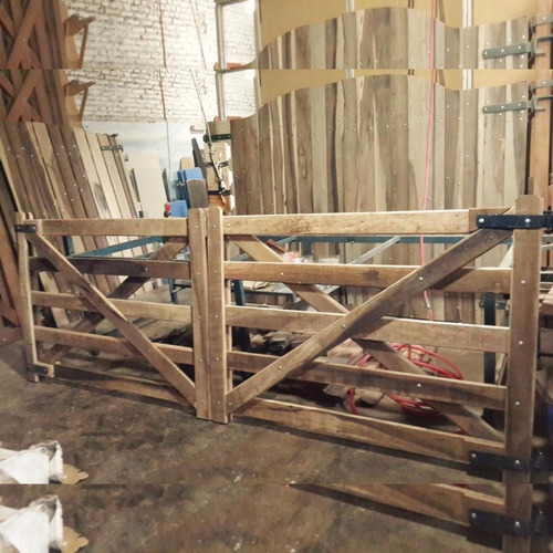 Tranquera Rural Guayuvira- Madera Dura De 2.00 X 1.20 Mts