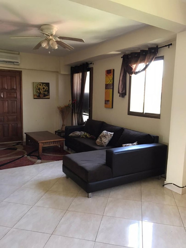 Imagen 5 de 7 de Apartamento Ph Avenida Raúl Leoni. Porlamar. Avenida Bolivar