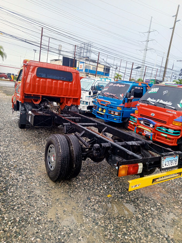 Daihatsu Delta Cama Larga 1999 Financiamiento Disponible