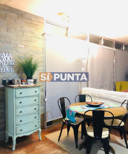 Imagen 12 de 24 de Casa En Pinares A La Venta