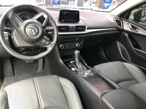 Mazda 3 2.0 Touring