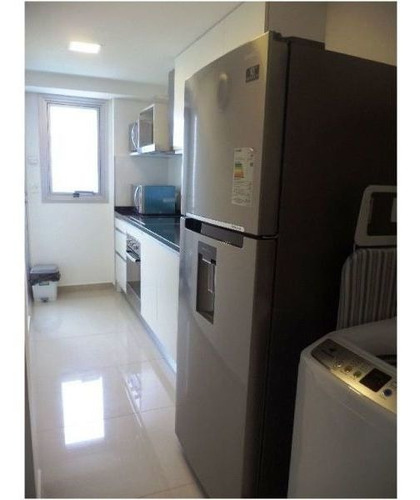 Venta De Apartamento 3 Dormitorios, En Playa Brava