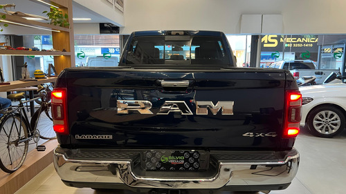 RAM Ram 3500 6.7 Laramie Night Edition Cab. Dupla 4x4 Aut. 4p