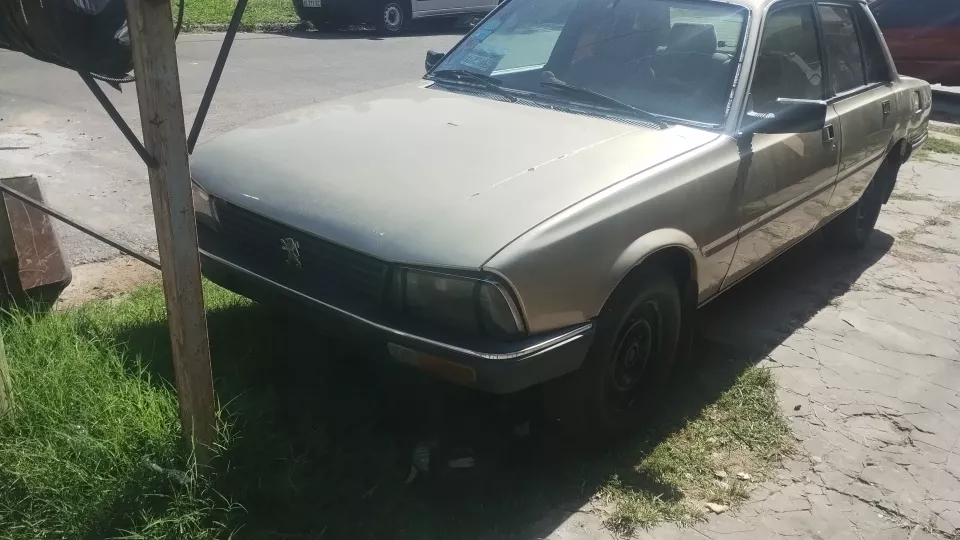 Peugeot 505 2.0 Sri