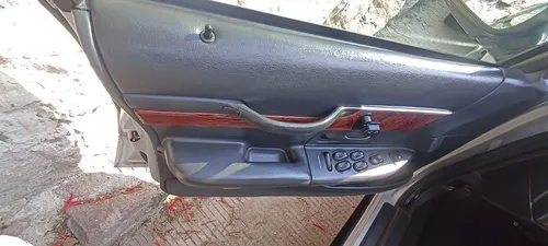 Auto En Perfectas Condiciones, Con Suspensión Nueva.