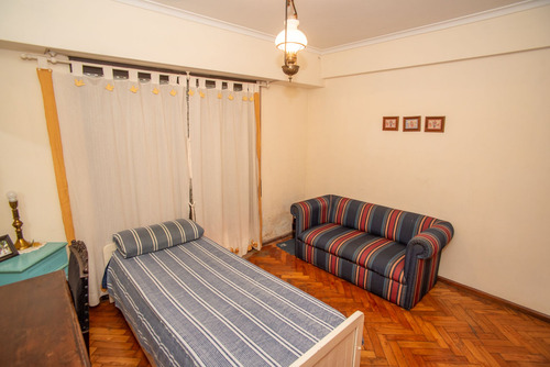 Venta Semipiso Elegante 2 Dormitorios