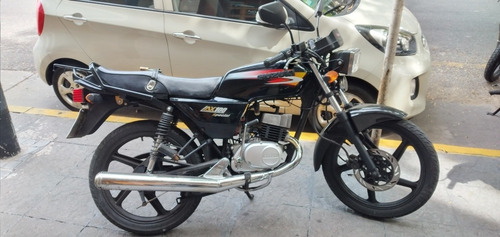 Suzuki Ax 100