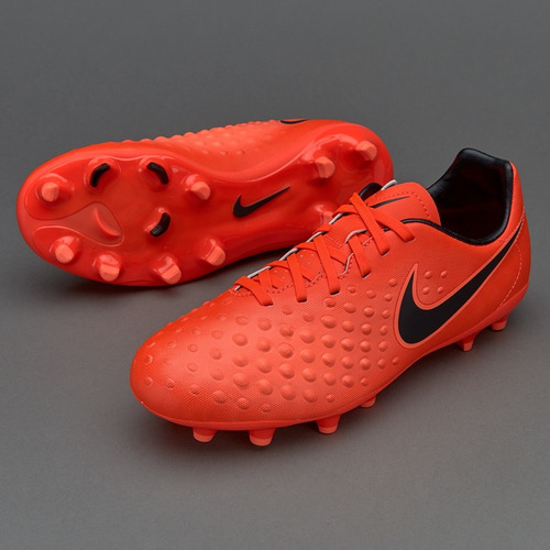 Botines Nike Magista