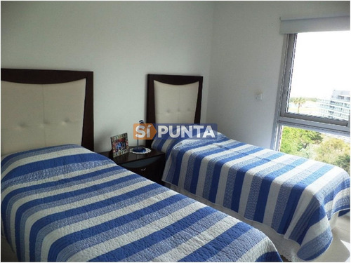Imagen 10 de 30 de Apartamento En Brava, 3 Dormitorios