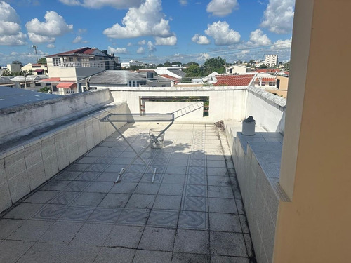 Casa En Venta En La Castellana