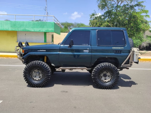 Toyota Macho Land Cruiser