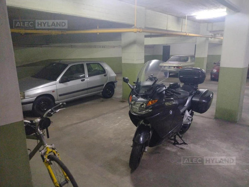 Imagen 5 de 6 de Cochera En Venta En Martinez-vias/santa Fe