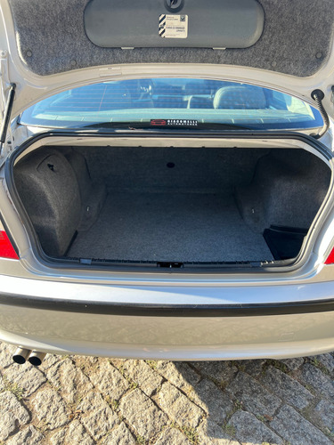 BMW Serie 3 2.2 320i Active