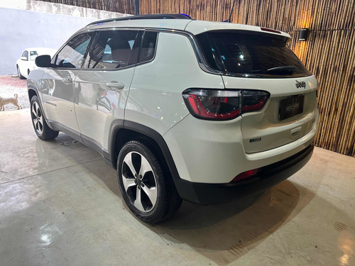 Imagen 10 de 25 de Jeep Compass 2019 2.4 Longitude