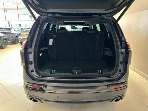 Jeep Commander 2.0 Blackhawk Hurricane 4X4 Aut. 5-P