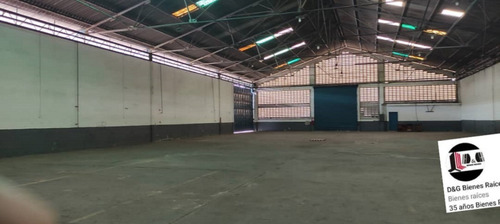 Imagen 3 de 5 de Galpon En Alquiler De Uso Industrial