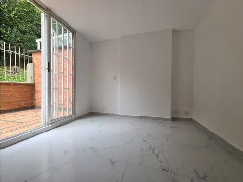 Arriendo Apartaestudio Con Amplias Terrazas En Loma De Los Bernal