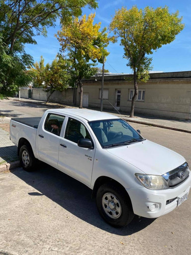 Toyota Hilux 2.5 Cab Doble 4x2 2010