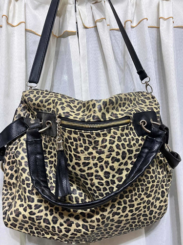 Hermosa Cartera Negra Animal Print