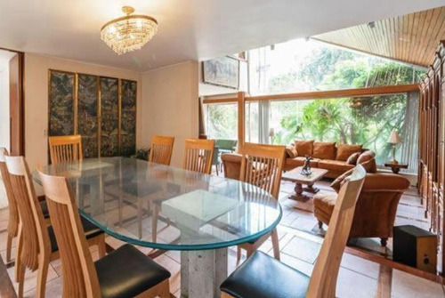 Casa En Venta Jardines Del Pedregal En Privada