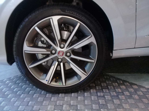 Imagen 5 de 9 de Fiat Cronos 1.8 16v Precision At6 Pack Premium Ea